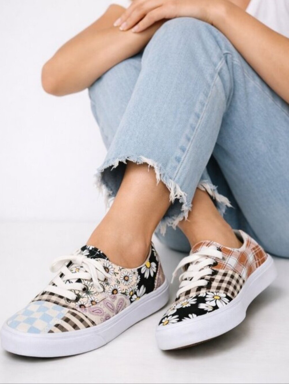 Vans ERA MEADOWS Patchwork Floral Plaid Lace-Up Sneakers - White Multicolor